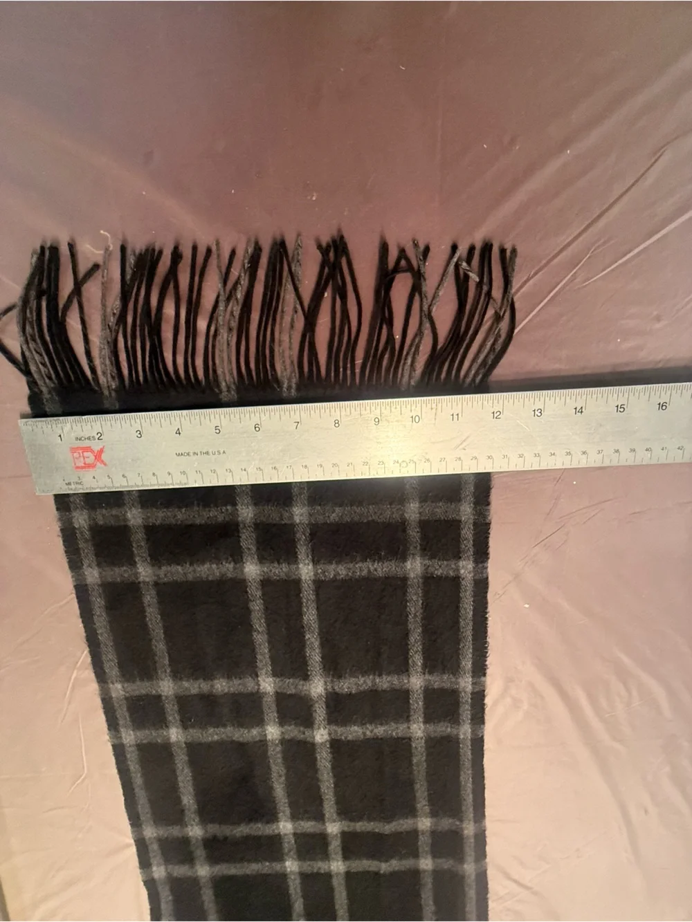 Geoffrey Beene Cashmere Black and Gray Plaid Fringe Scarf